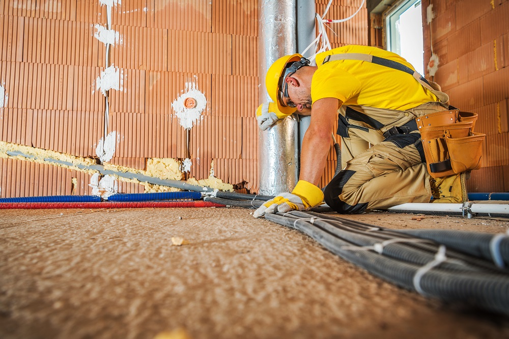 Five Benefits Of Hiring Electrical Contractors For Your Business